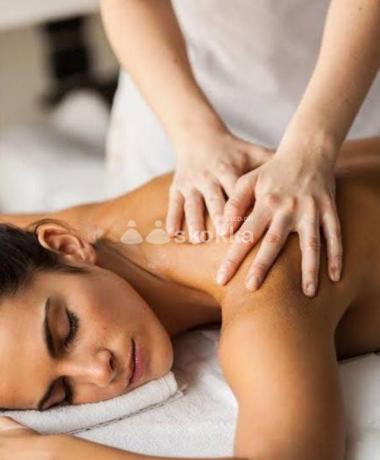 Massagem relaxante para Mulheres. Atendimento profissional.